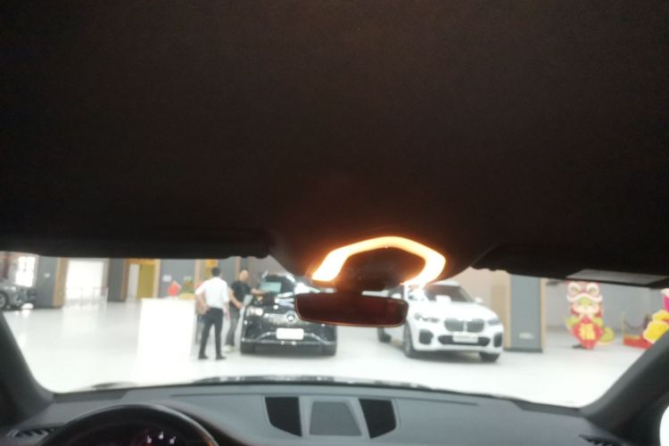 保时捷 2018款 Macan 2.0T中控内饰22