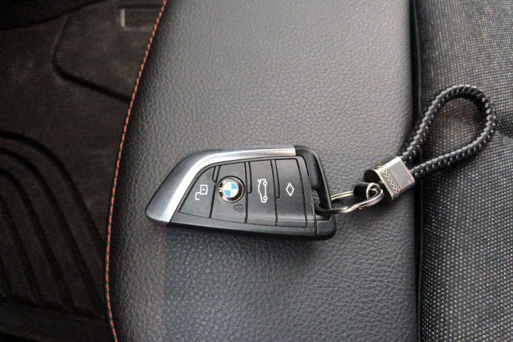 宝马2系(进口) 2021款 225i 四门轿跑车 M运动套装中控内饰11