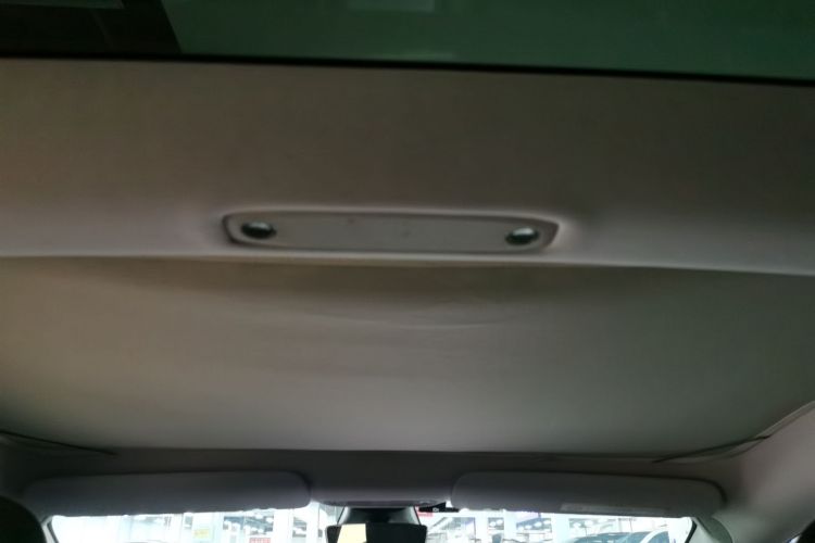 特斯拉 Model 3 2020款 改款 标准续航后驱升级版局部细节22