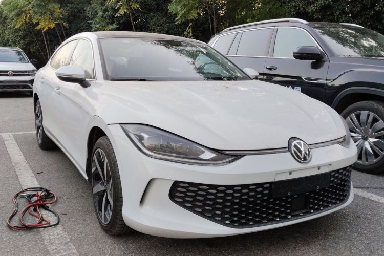 大众 2025款 凌渡L 280TSI DSG酷辣版车身外观6002