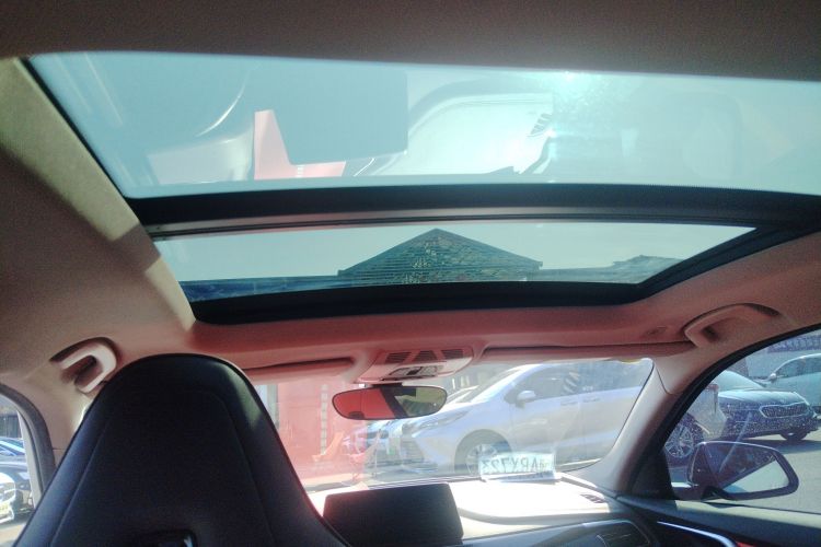 宝马1系 2022款 125i M运动曜夜版局部细节22