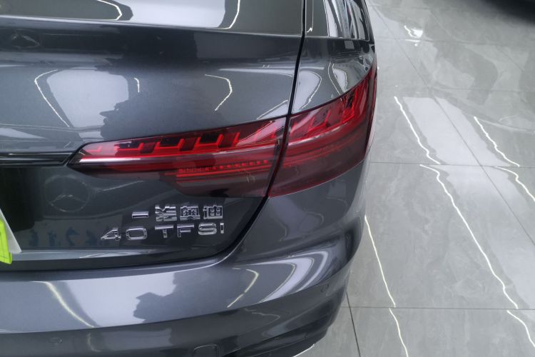 奥迪A4L 2022款 40 TFSI 豪华动感型车身外观9