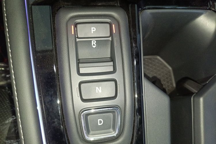 本田 雅阁新能源 2023款 2.0L e:PHEV 尊贵版局部细节18