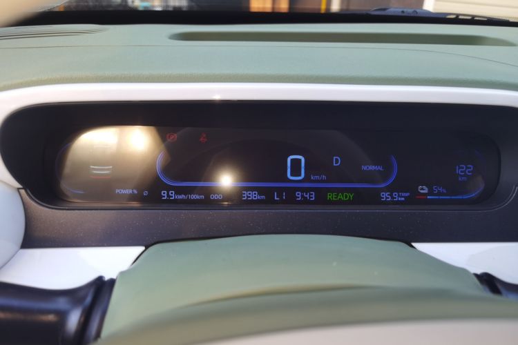 吉利银河 2025款 210km 熊猫骑士中控内饰14