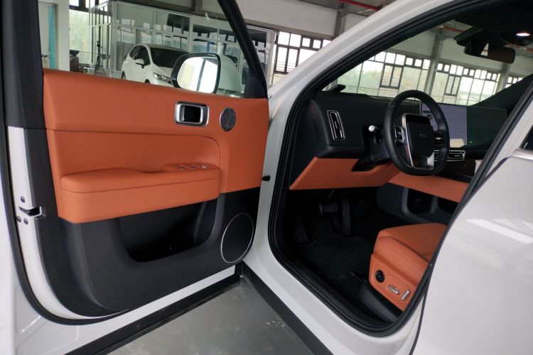 理想汽车 理想L6 2024款 Max中控内饰47