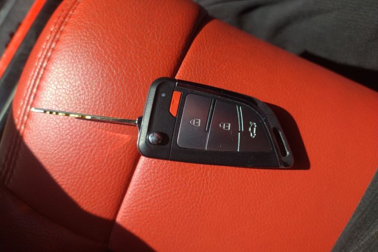 Jeep 牧马人 2012款 3.6L Sahara 两门版中控内饰7001