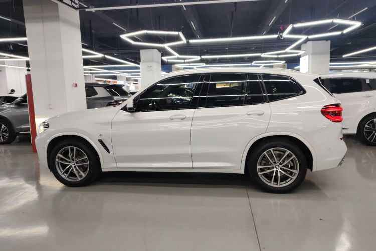 宝马X3 2018款 xDrive25i M运动套装 国V车身外观4