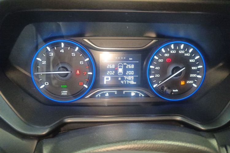 广汽传祺 传祺GS4 2020款 270T 自动精英科技版中控内饰14