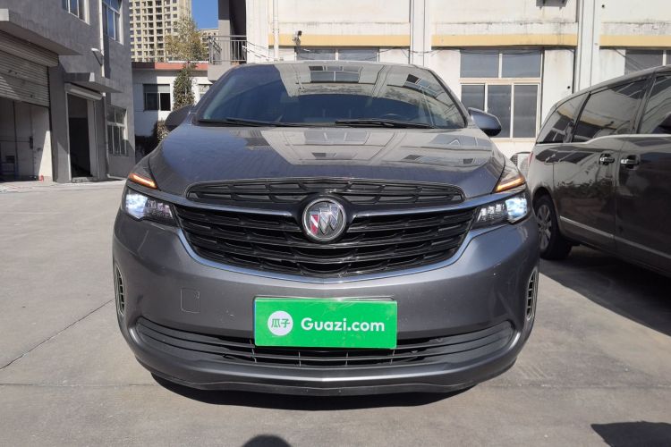 别克GL8 2022款 陆上公务舱 652T 豪华型车身外观2