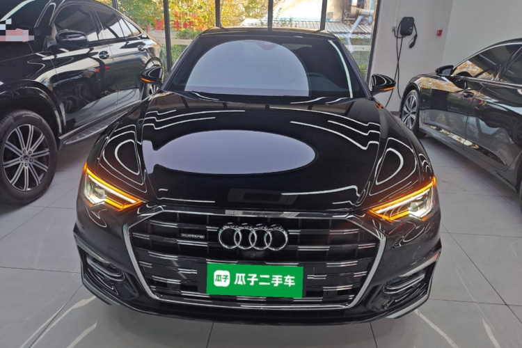 奥迪A6L 2024款 55 TFSI quattro 尊享动感型车身外观2