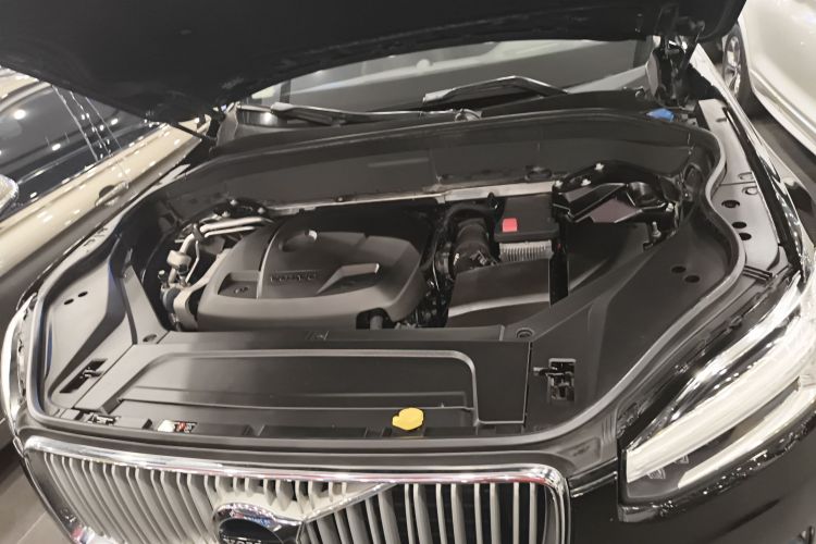 沃尔沃XC90 2018款 T6 智逸版 7座机舱底盘24