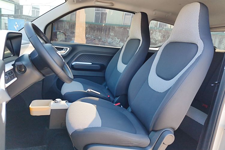 五菱汽车 宏光MINIEV 2024款 第三代 215km 青春版局部细节19