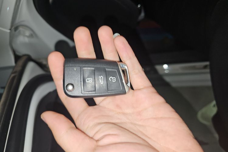 大众 速腾 2019款 280TSI DSG豪华型 国V中控内饰11