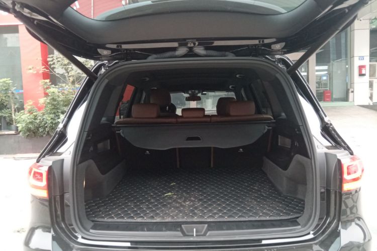 奔驰GLB 2023款 GLB 220 动感型局部细节23