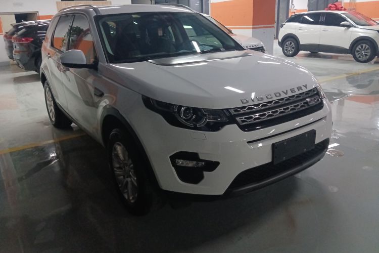 路虎 发现神行 2019款 240PS SE版 国VI车身外观3