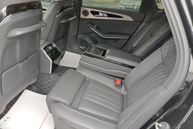 红旗H9 2021款 2.5T 公务版中控内饰7004