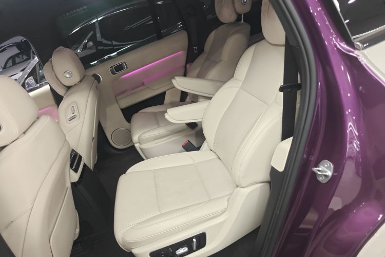 理想汽车 理想L9 2022款 Max中控内饰7004