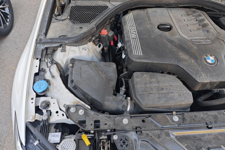 宝马3系 2022款 325Li M运动套装局部细节9006