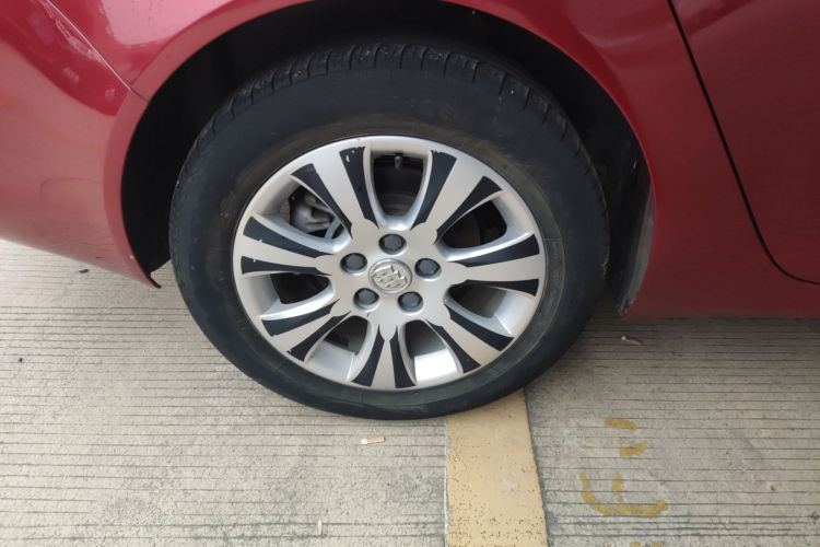 别克 君威 2015款 2.0L 领先时尚型车身外观6008