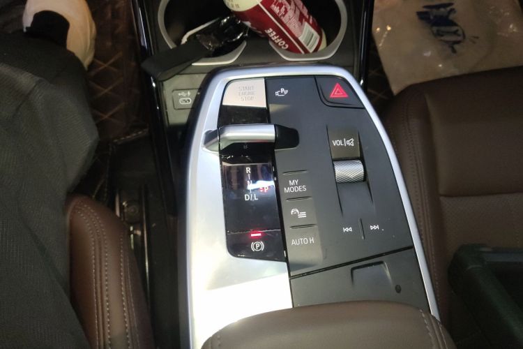 宝马X1 2023款 sDrive25Li X设计套装中控内饰18