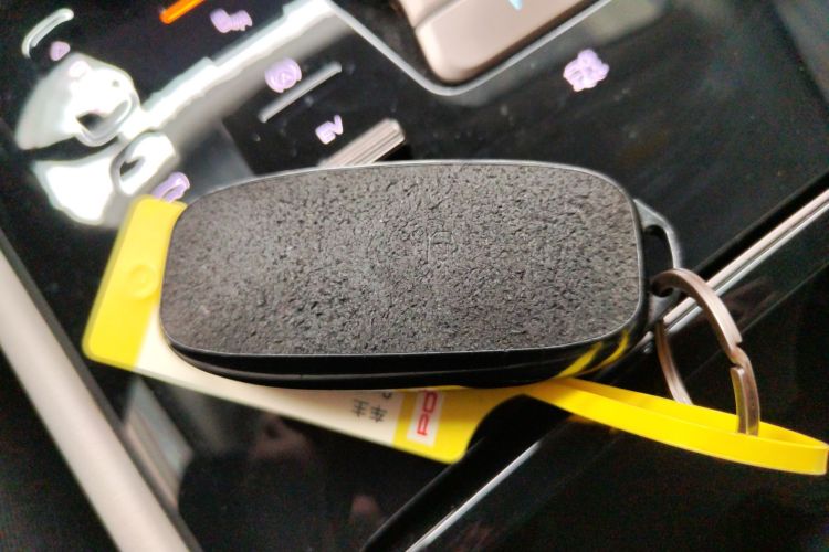 腾势D9 2022款 DM-i 1040 尊贵型中控内饰11