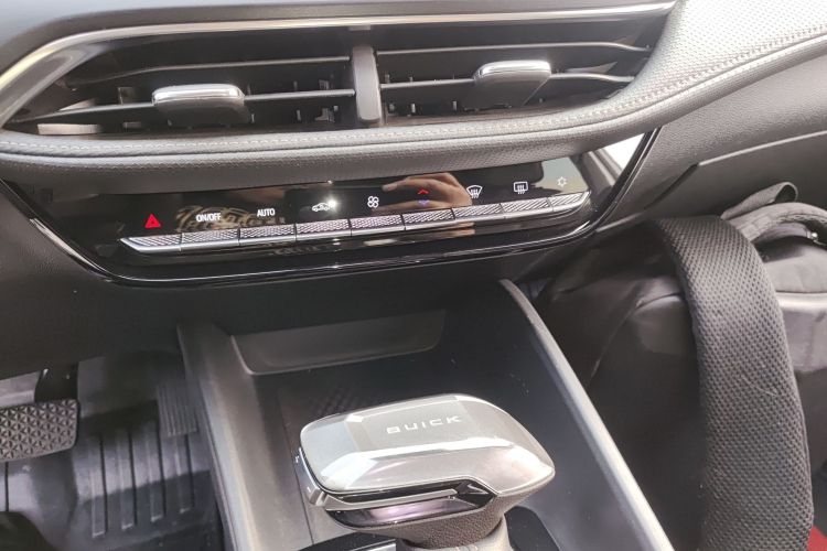 别克 威朗 2023款 Pro 乐享版中控内饰16