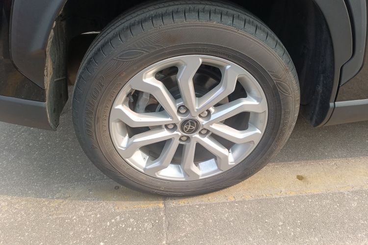 丰田 锋兰达 2023款 2.0L CVT精英版车身外观6008