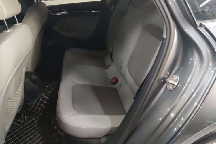 奥迪A3 2020款 Limousine 35 TFSI 时尚型 国VI中控内饰21