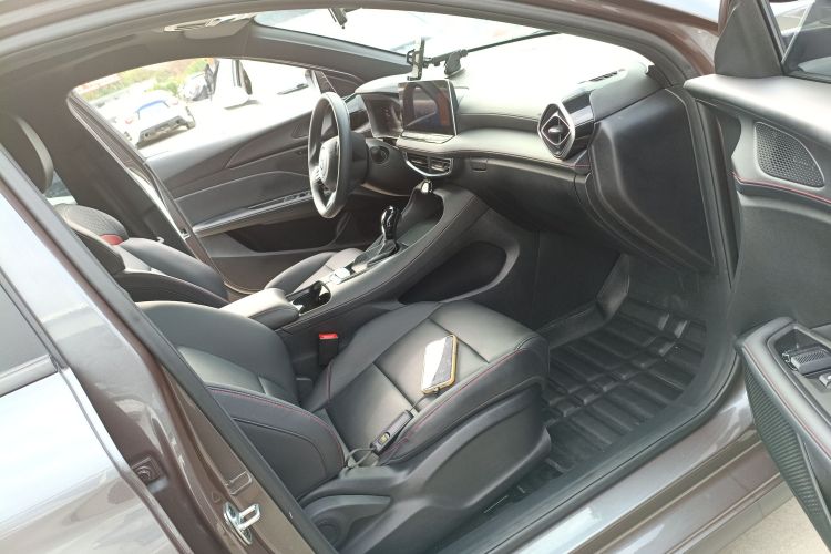 名爵 MG5 2025款 180DVVT 全球豪华版局部细节41