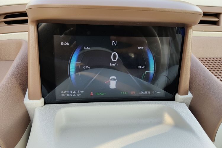 奔腾小马 2026款 222km 闪耀马局部细节14