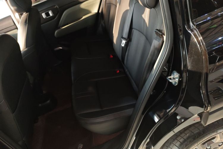 宝骏悦也Plus 2025款 旗舰版 5座中控内饰21