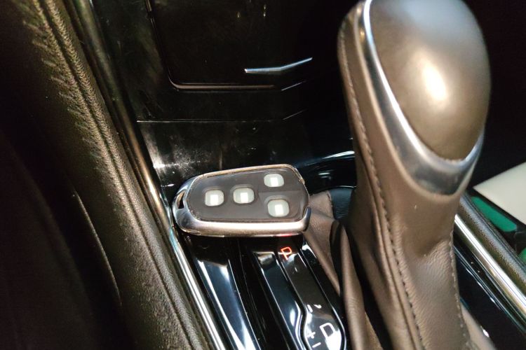 凯迪拉克ATS-L 2016款 25T 舒适型中控内饰11