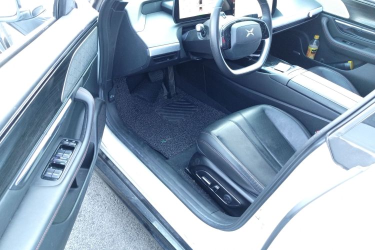 小鹏P7 2020款 586N中控内饰20