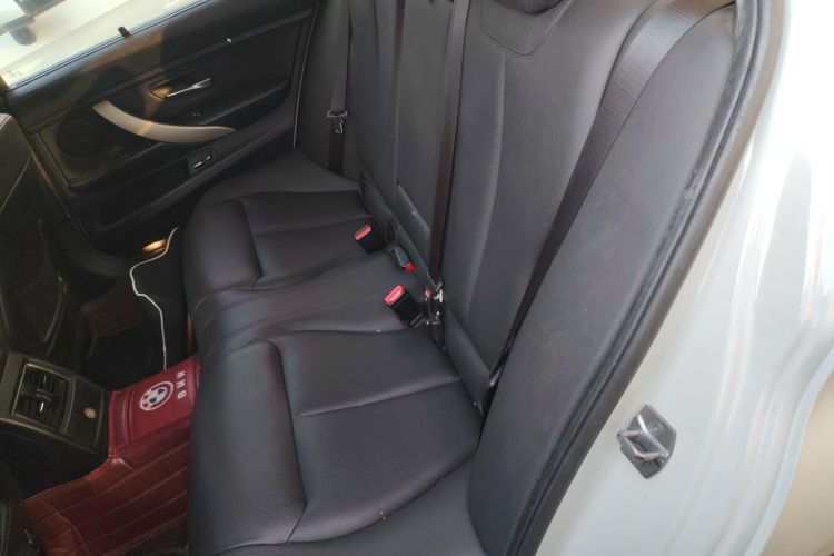 宝马3系 2016款 320Li 进取型中控内饰21