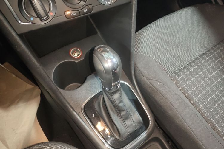 大众 Polo 2016款 1.6L 自动舒适型中控内饰18