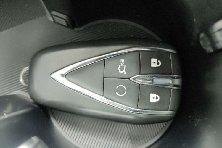 长安CS75 PLUS 2024款 第三代 冠军版 1.5T 智驾劲航型中控内饰7001