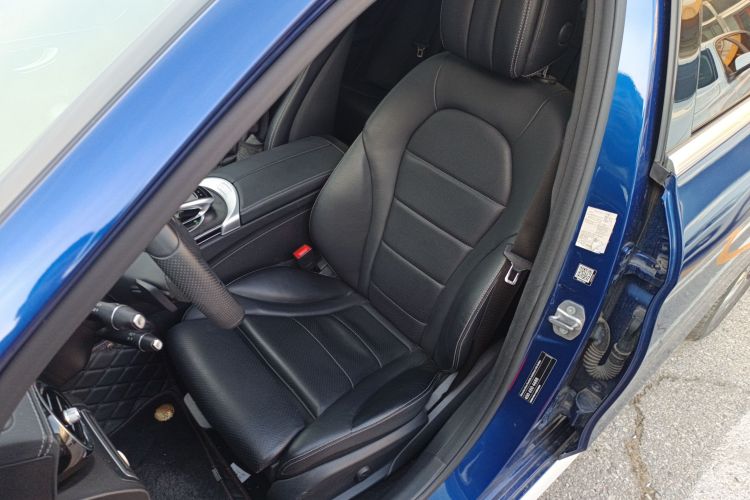 奔驰C级 2017款 C 200 L 运动版中控内饰19