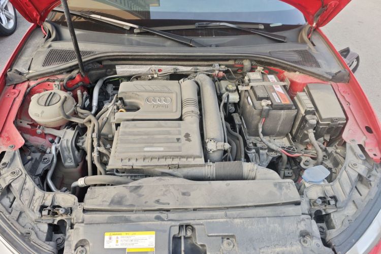 奥迪A3 2017款 Limousine 35 TFSI 时尚型机舱底盘24