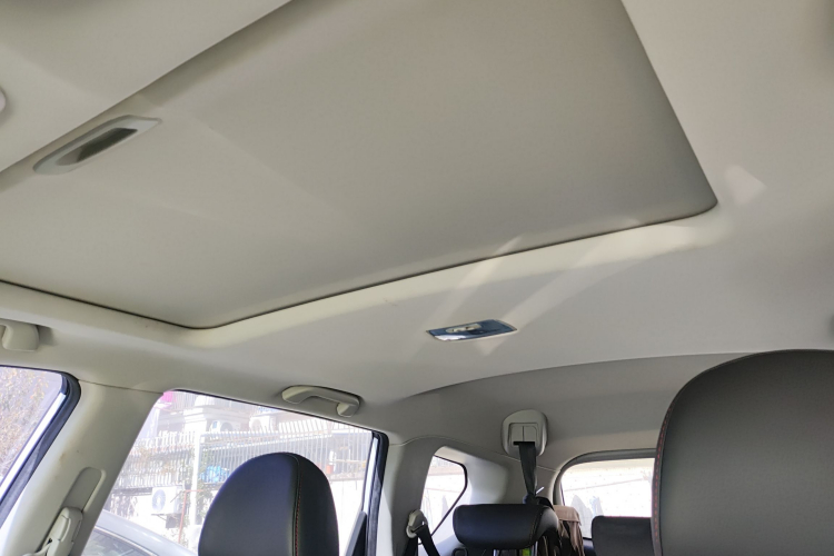 哈弗H6 2015款 改款 运动版 1.5T 手动两驱精英型局部细节22