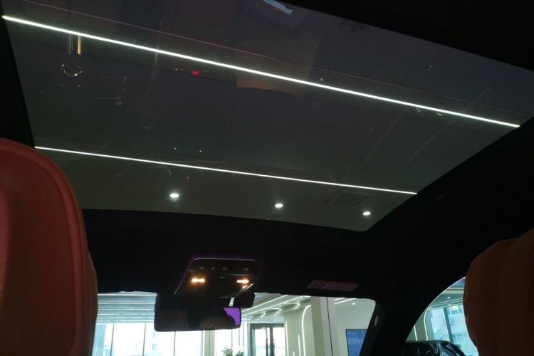 奔驰GLC 2024款 改款 GLC 300 L 4MATIC 动感型 5座中控内饰22