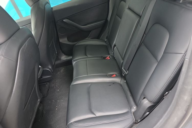 特斯拉 Model Y 2024款 长续航全轮驱动版中控内饰21