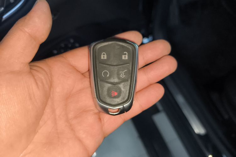 凯迪拉克XT6 2020款 28T 七座豪华运动型至享安全版中控内饰11