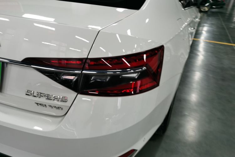 斯柯达 速派 2019款 改款 TSI330 DSG舒适版车身外观6006