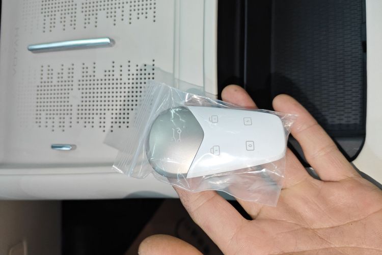 岚图汽车 岚图FREE 2025款 FREE+ 四驱乾崑版中控内饰11