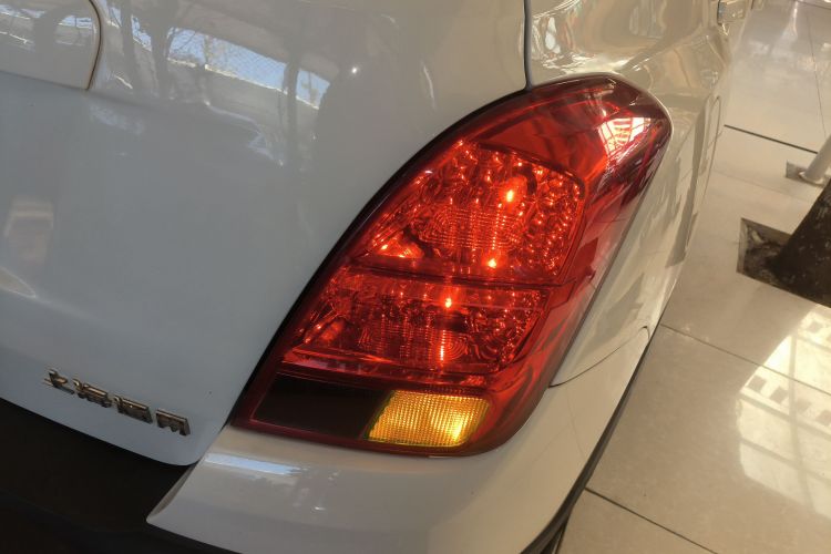 雪佛兰 创酷 2014款 1.4T 自动两驱舒适型车身外观9