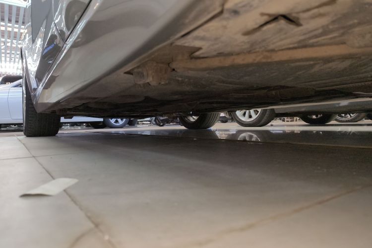 宝马1系 2020款 120i M运动套装局部细节9002