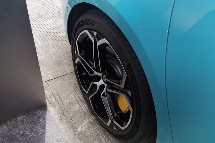 小米汽车 小米SU7 2024款 四驱超长续航高阶智驾Max版车身外观6008