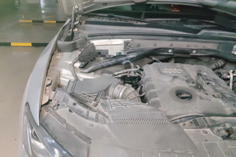 奥迪Q5 2011款 2.0TFSI 舒适型局部细节9006