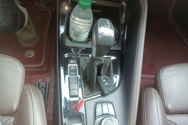 宝马X1 2019款 sDrive18Li 尊享型中控内饰18