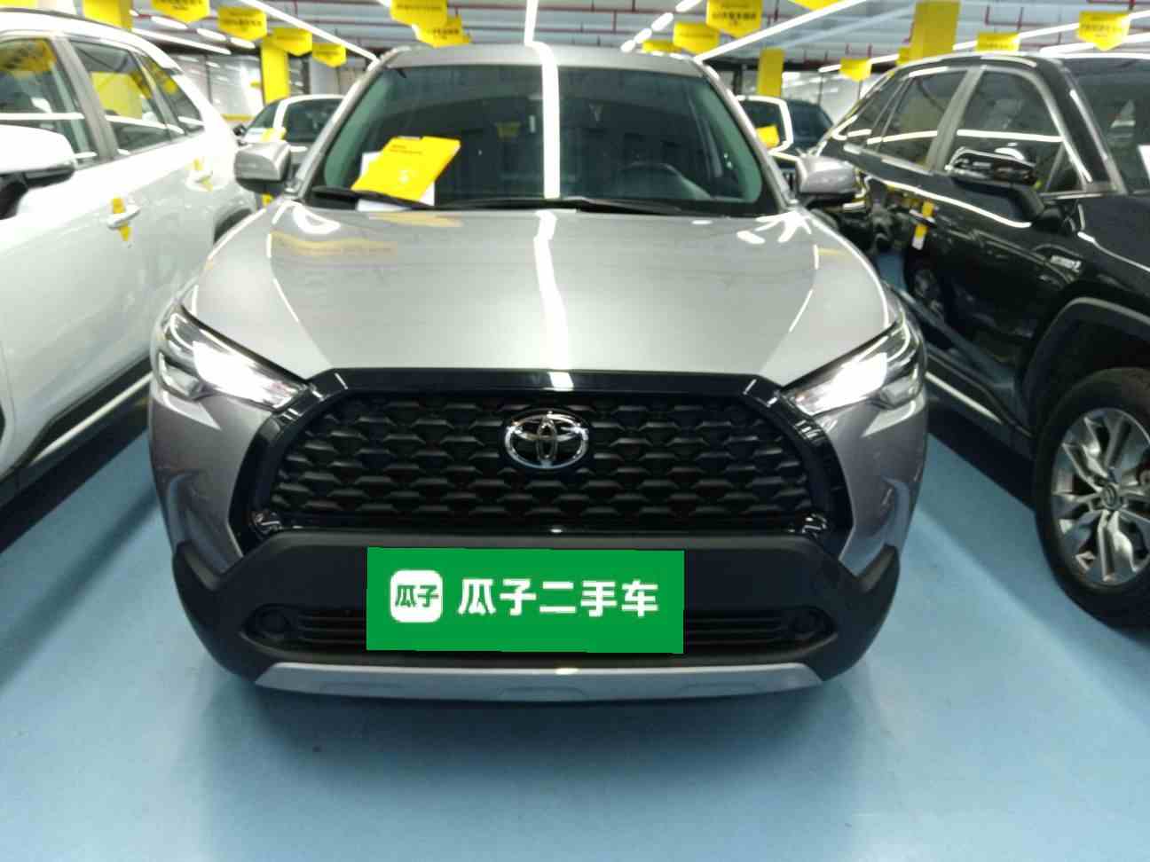 丰田 卡罗拉锐放 2024款 2.0L 先锋版(1)